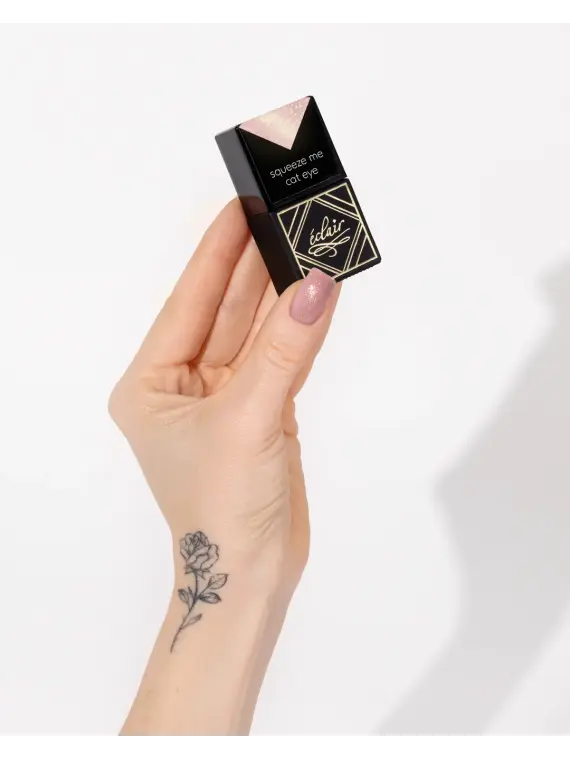 SQUEEZE ME CAT EYE - lakier hybrydowy 7ml