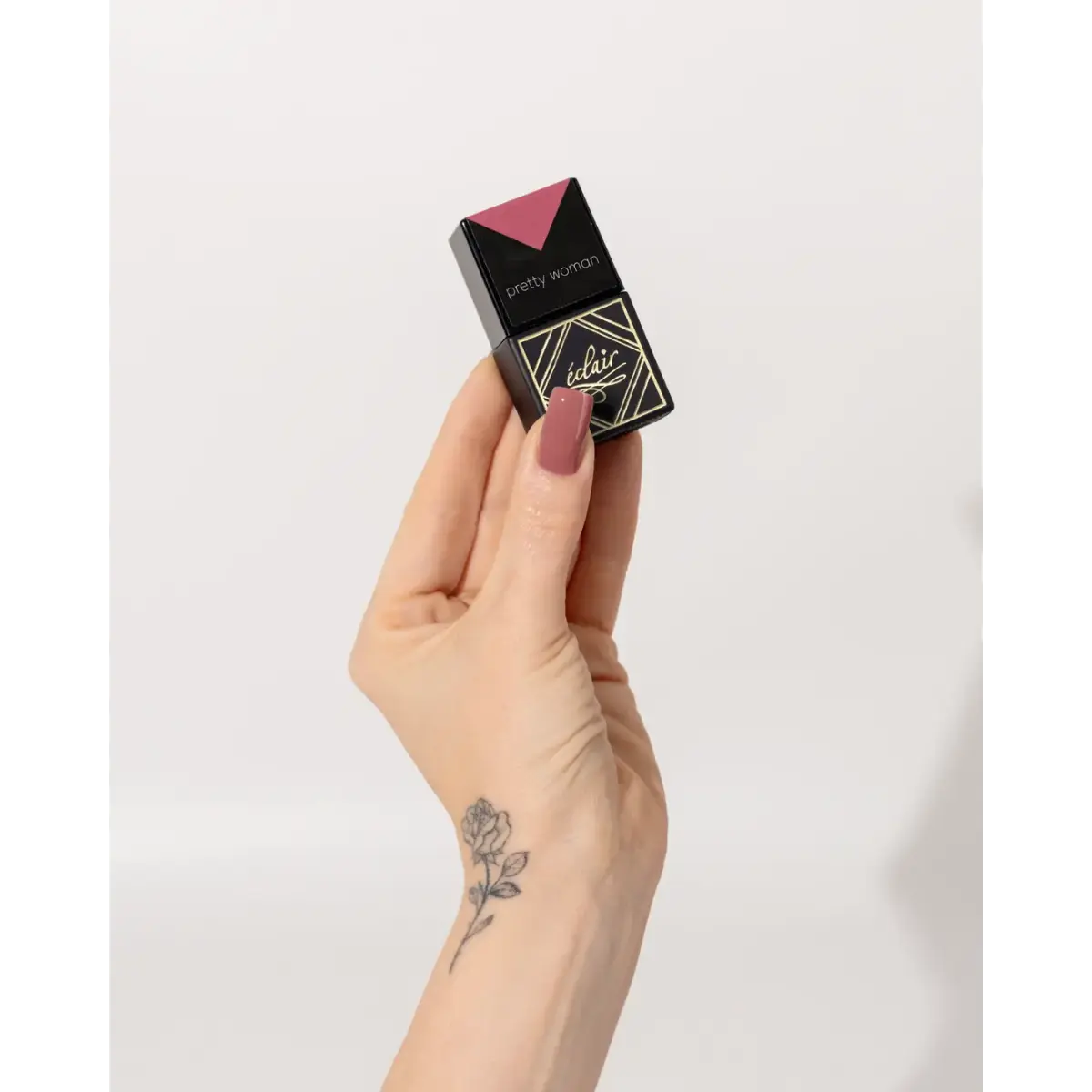 PRETTY WOMAN - lakier hybrydowy 7ml