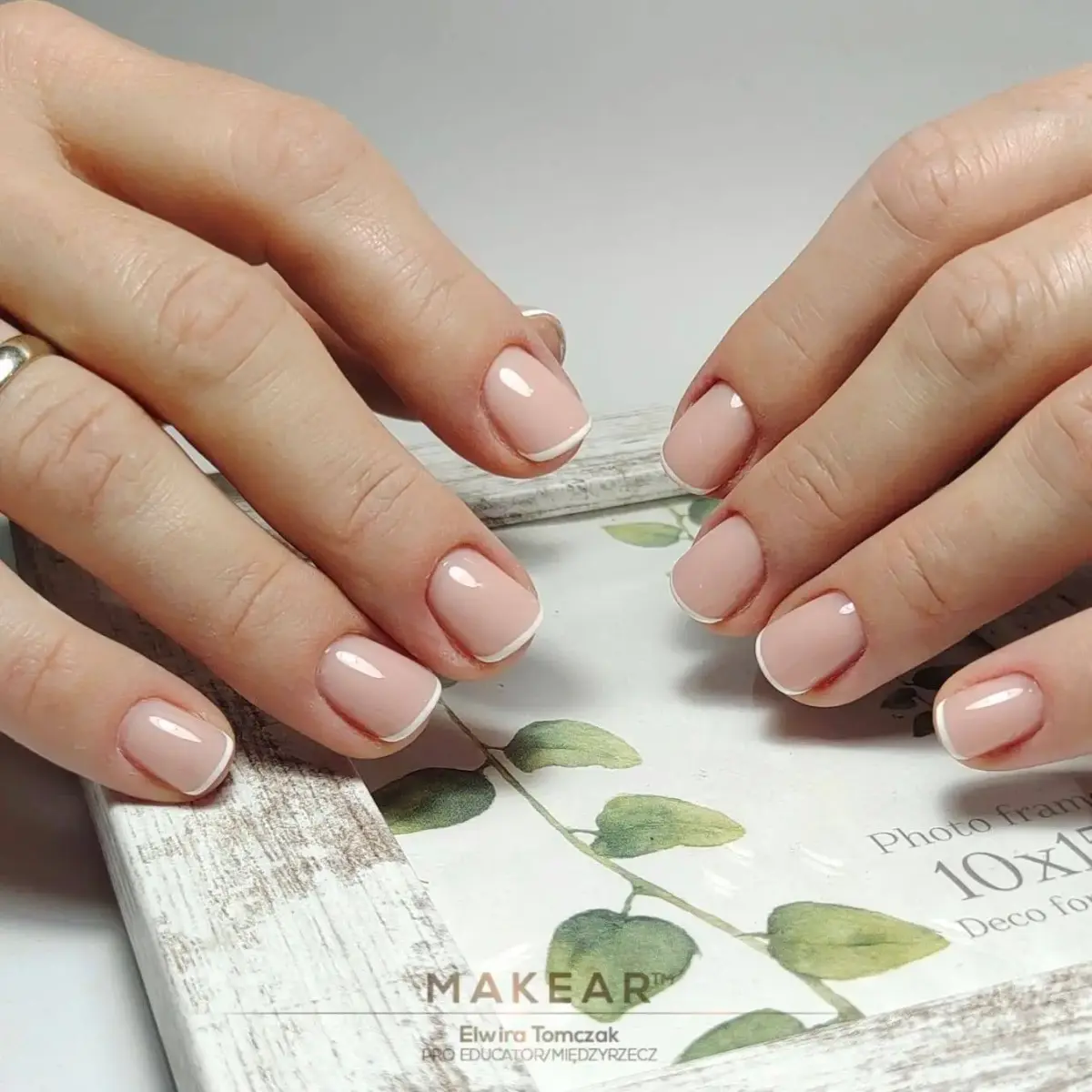 NRB08 Dark Beige - Nude Rubber Base